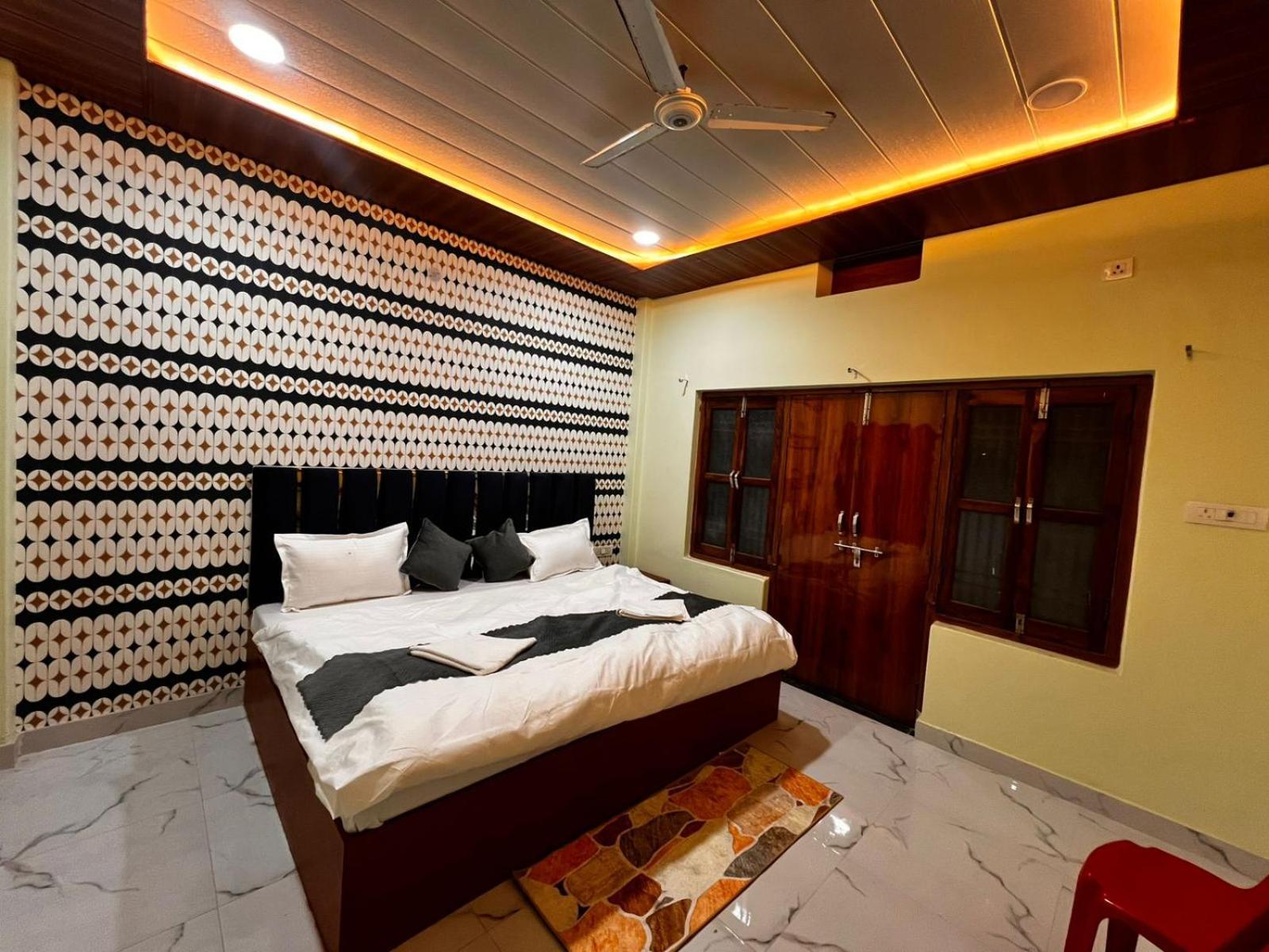 Gulab Residency Otel Varanasi Dış mekan fotoğraf